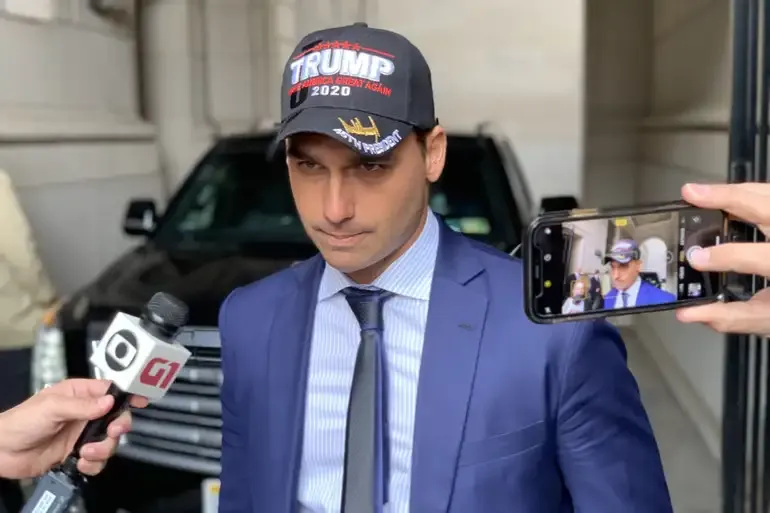 Eduardo Bolsonaro diz que será candidato à Presidência se Jair Bolsonaro não disputar