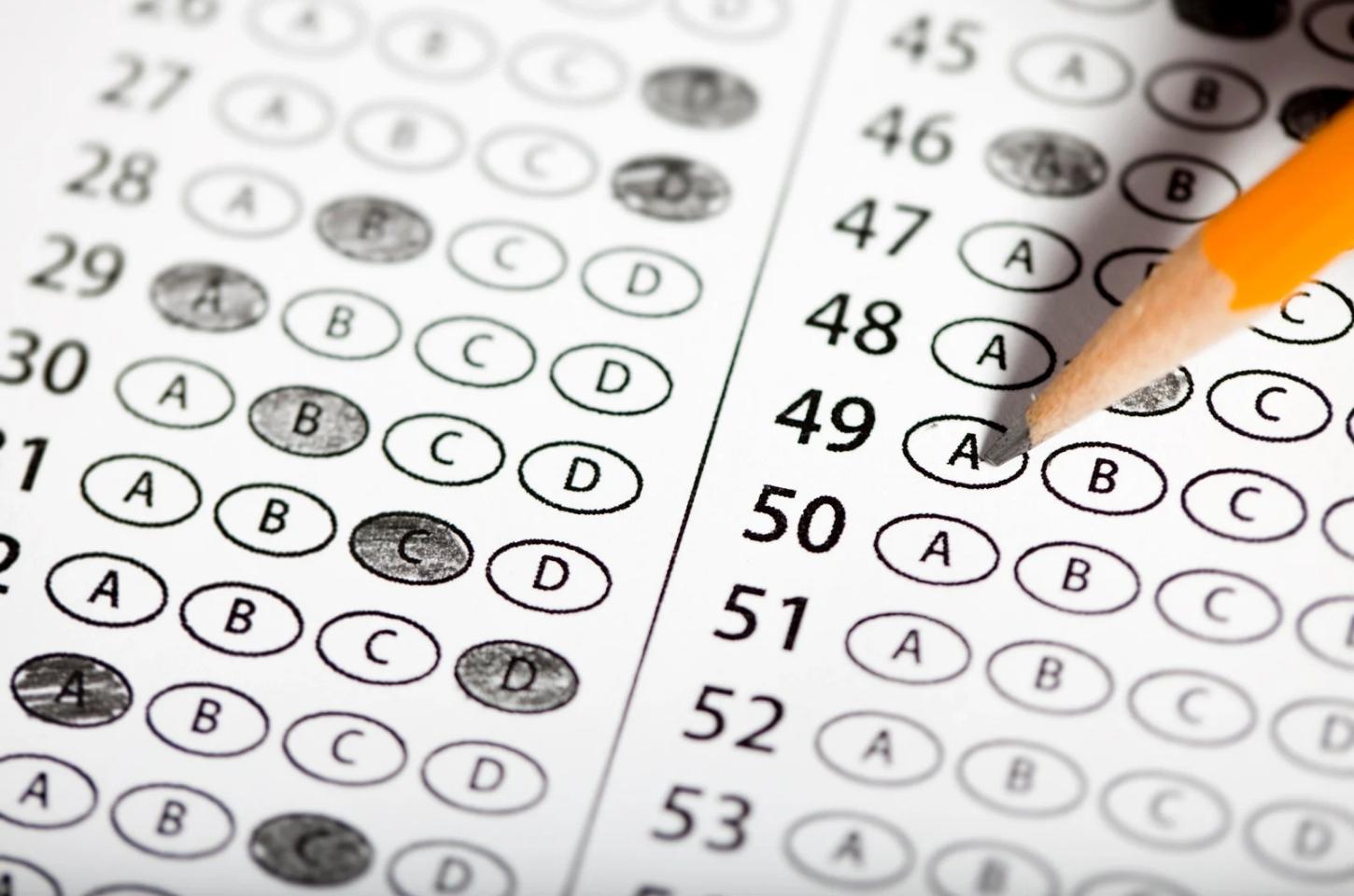 Governador Jerônimo autoriza concursos para contratação de 890 novos servidores estaduais