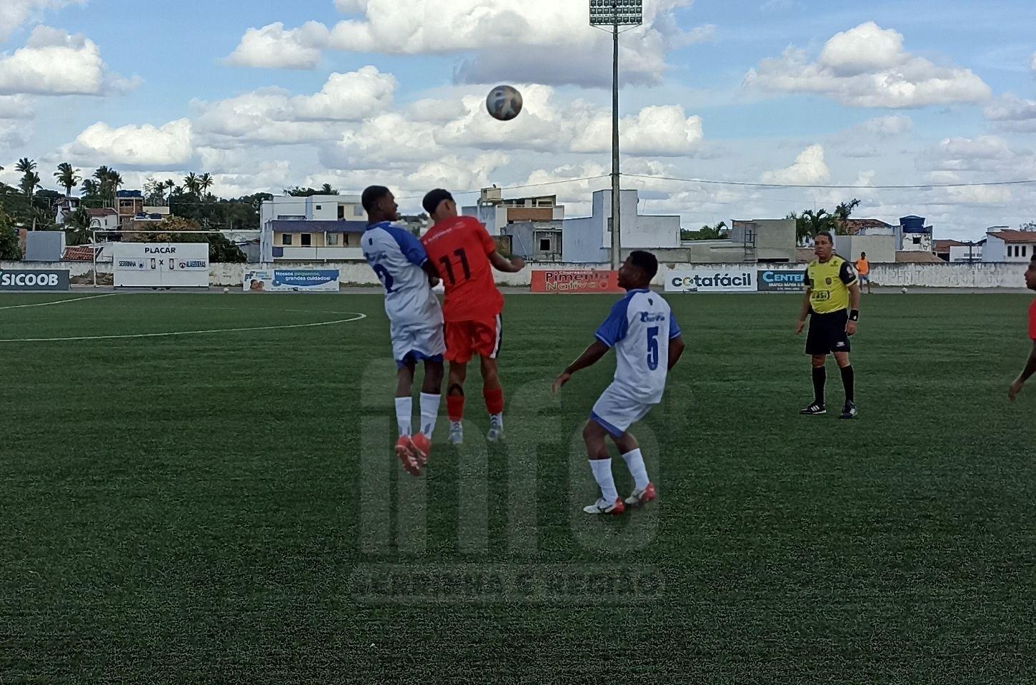 Serrinha vence Alagoinhas e avança para as oitavas de Final do Intermunicipal